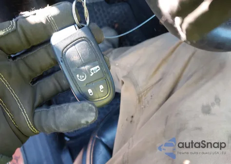 2016 Jeep Cherokee Trailhawk из США, поврежденный, VIN 1C4PJMBS5GW123544